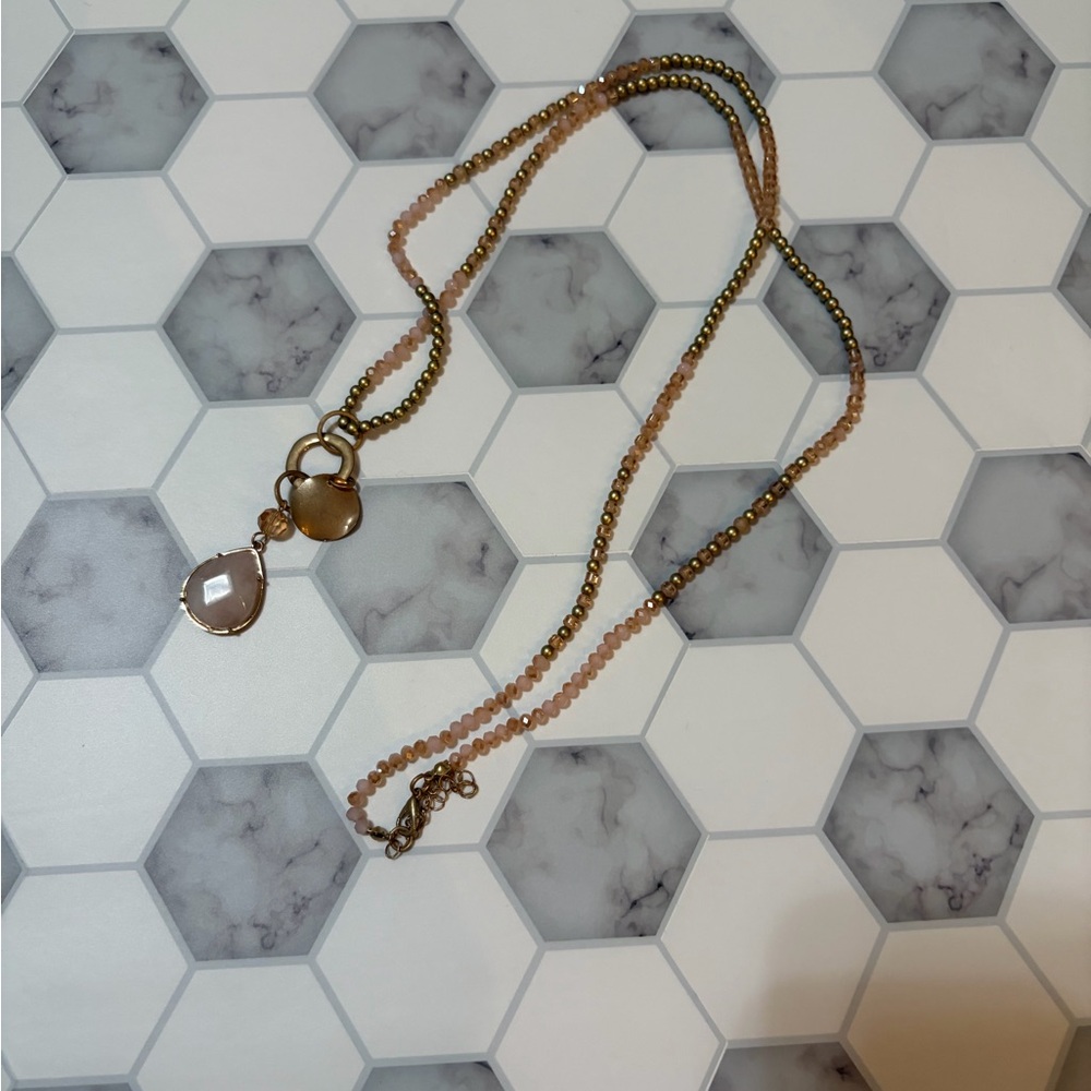 Elegant Gold and Pink Beaded Necklace